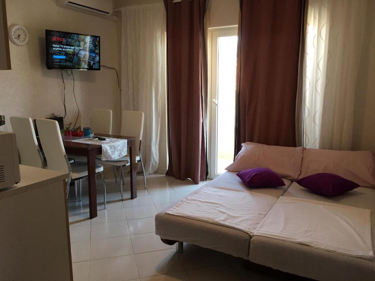 Barac Apartment Kastela Exterior photo